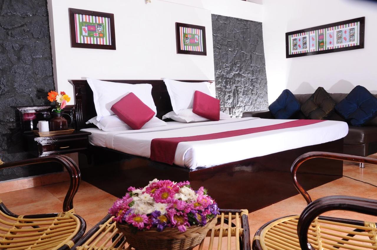 Punarjani Ayurvedic Resorts Ramakkalmedu Exterior photo